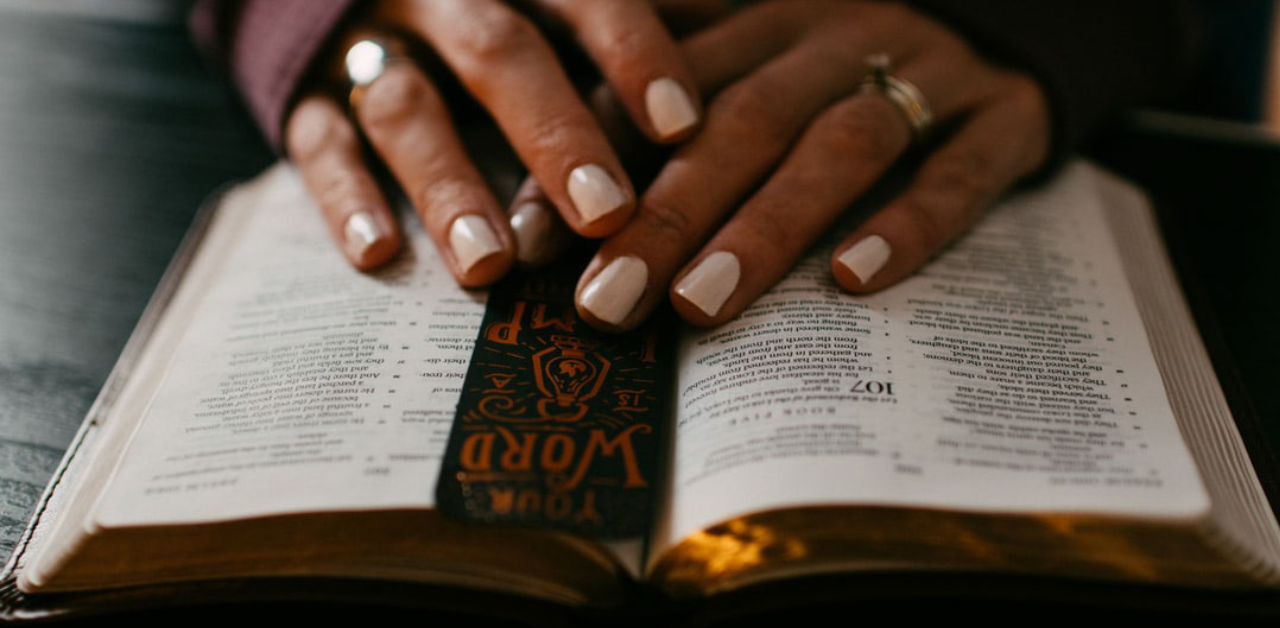 hands on open bible